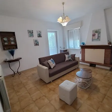 Casa Nildo Pietrasanta